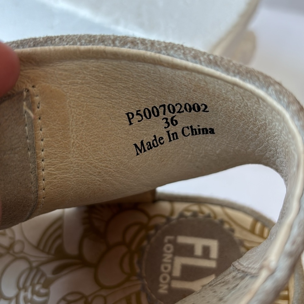 Fly London laceUp sandal comfortable size 36 Fly London comfort walking shoe - Picture 8 of 13